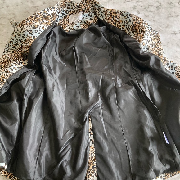 Jaclyn Smith fully lined jacket cheetah print size small - Picture 9 of 9